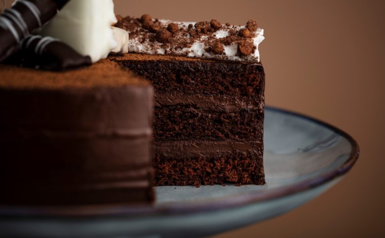 BSWE Closeup Luxury Chocolate Cake (Large)